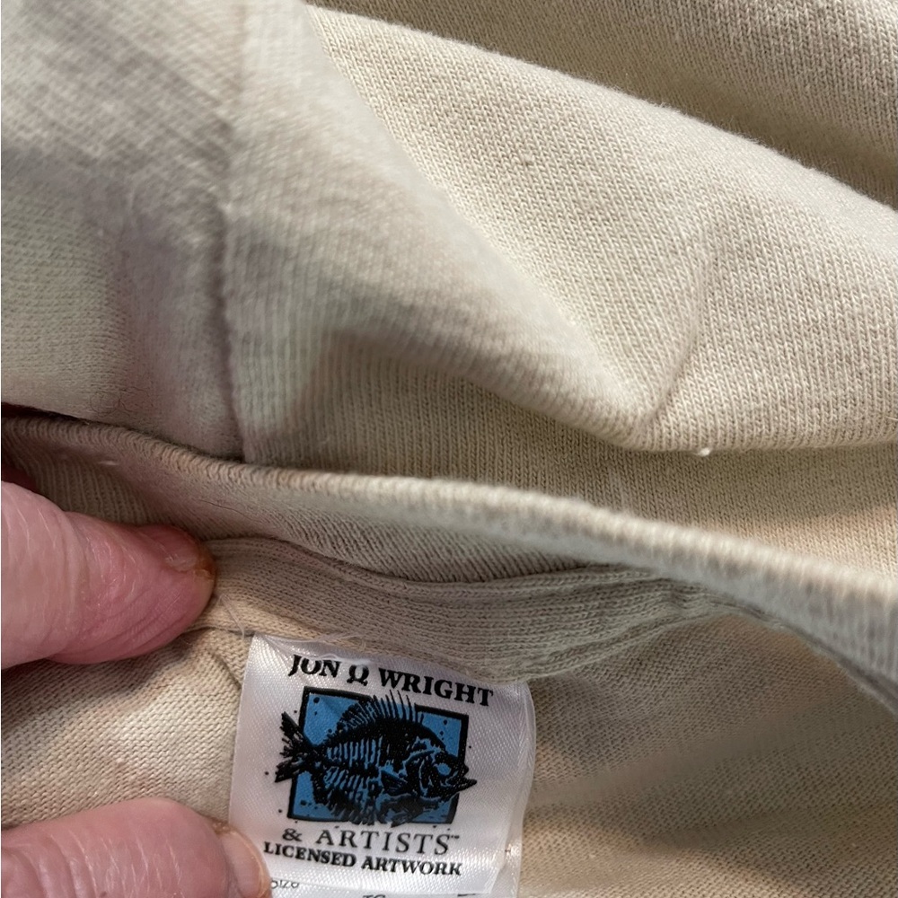 New! Men's Cream grafic Shirt. Fairly thick cotton shirt!  Size XL NWOT! - Picture 4 of 4